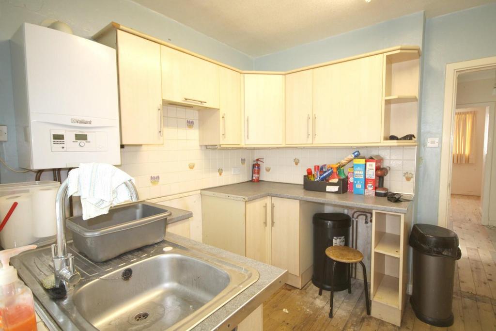 Crossways Drive, Harrogate, HG2 7DF 2 bed semidetached bungalow for