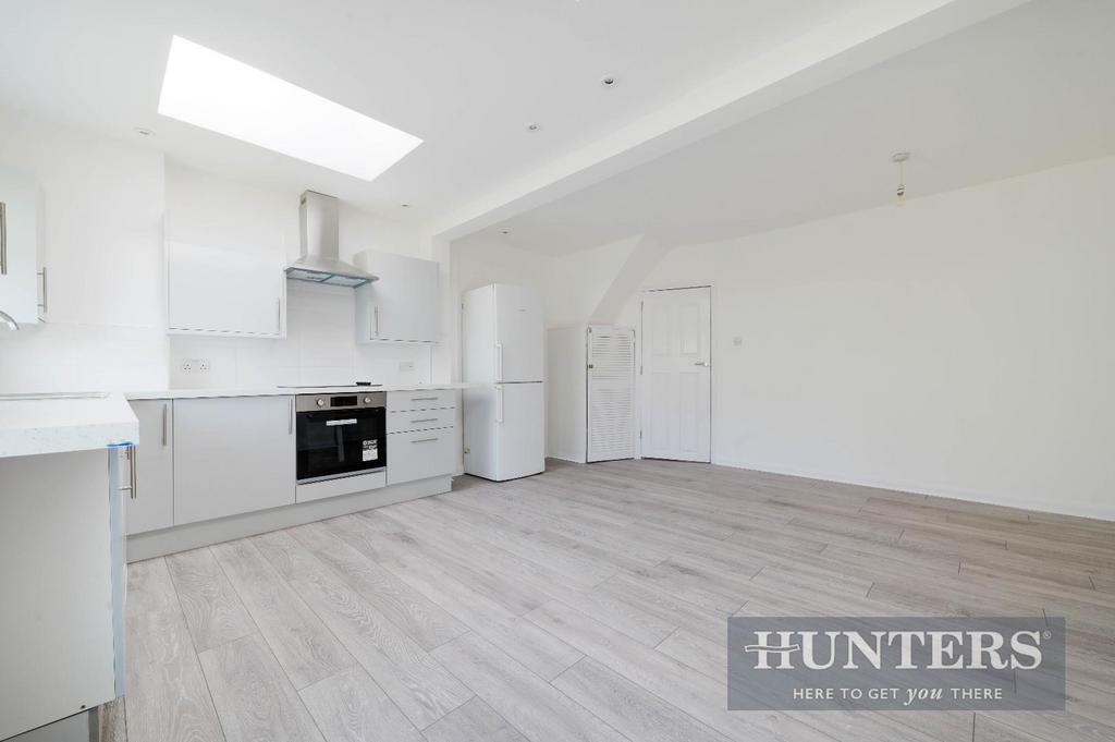 29 Pembury Avenue (4 of 16).jpg