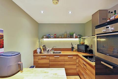 7, Smeed House Birch Close, Huntington, York, YO31 9PL