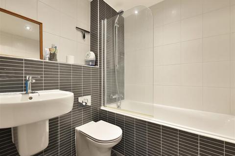 7, Smeed House Birch Close, Huntington, York, YO31 9PL