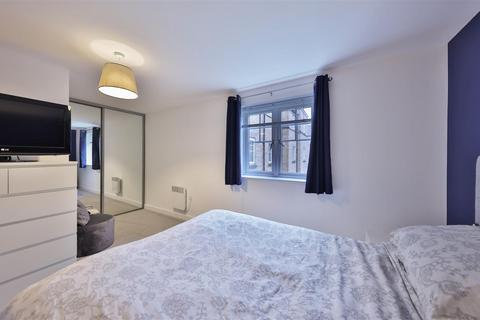 7, Smeed House Birch Close, Huntington, York, YO31 9PL