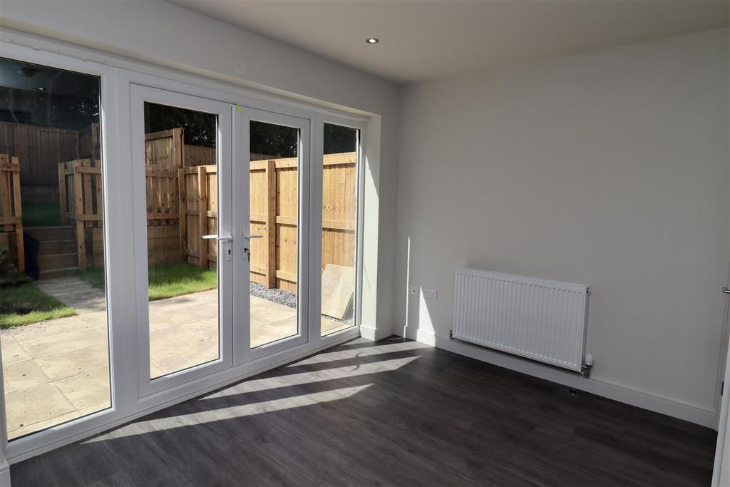 Londesborough Road, Market Weighton... 2 bed semidetached house £700