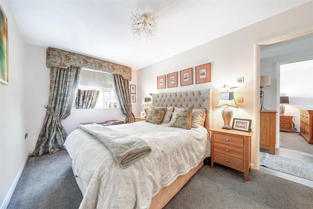 Bovey Tracey, Devon 3 bed bungalow for sale £500,000