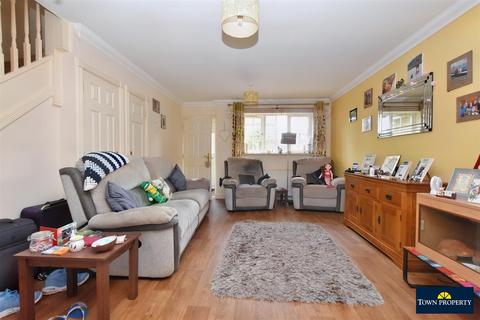 3 bedroom terraced house for sale, Long Beach View, Eastbourne
