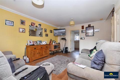 3 bedroom terraced house for sale, Long Beach View, Eastbourne