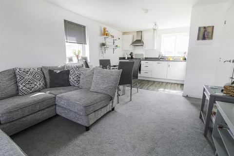 12 Chislehurst Place, Great Denham, Bedford, MK40 4TT