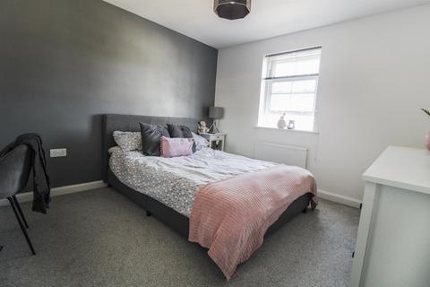 12 Chislehurst Place, Great Denham, Bedford, MK40 4TT