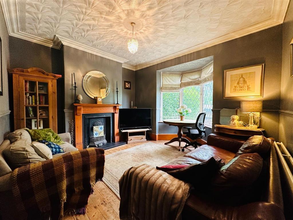 Doncaster Road, Selby 3 bed semidetached house for sale £250,000