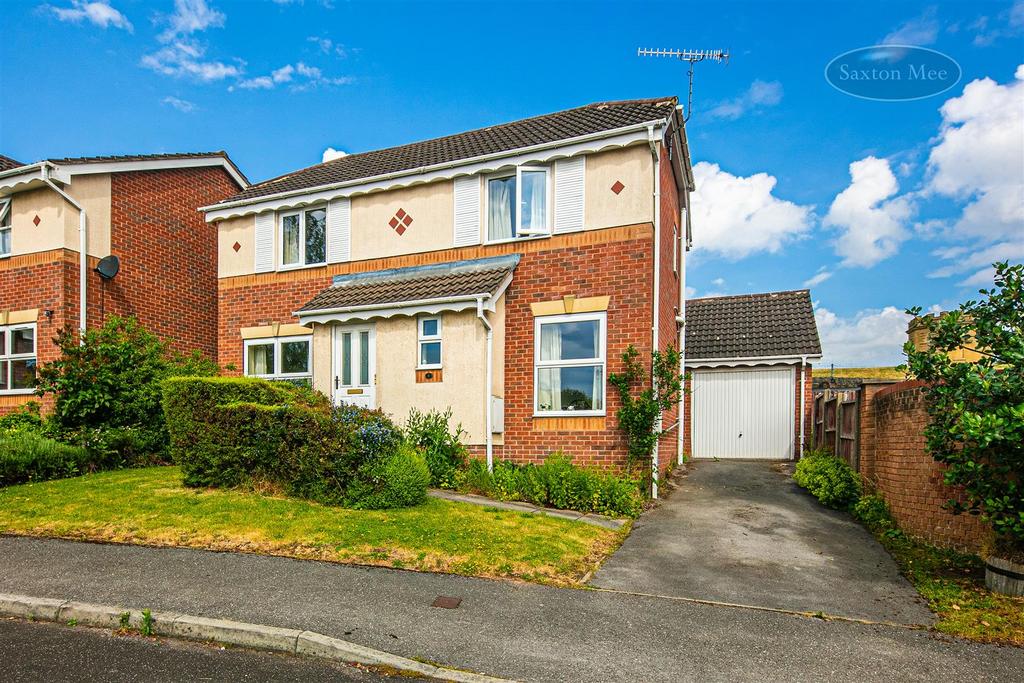 Moonshine Way, Sheffield 3 bed detached house £215,000