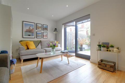 39 Friars Orchard, Gloucester, GL1 1GB