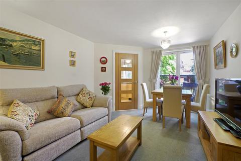 2 bedroom apartment for sale - Wilton Court, Southbank Road, Kenilworth, Warwickshire, CV8 1RX