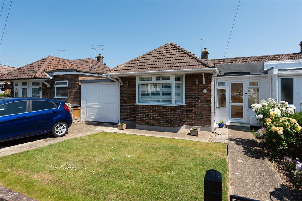 Kemp Road, Tankerton, Whitstable 2 bed semidetached bungalow for sale