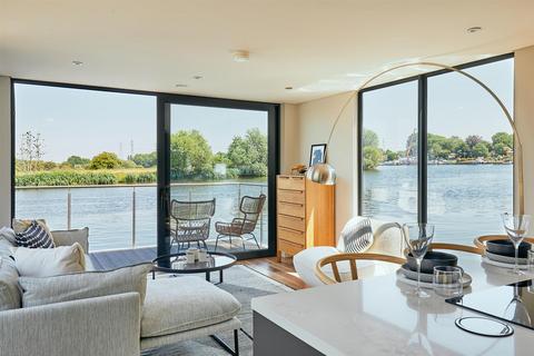 2 bedroom houseboat for sale, Bates Wharf, Chertsey, KT16