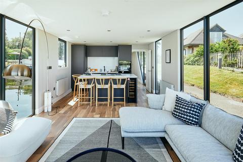 2 bedroom houseboat for sale, Bates Wharf, Chertsey, KT16