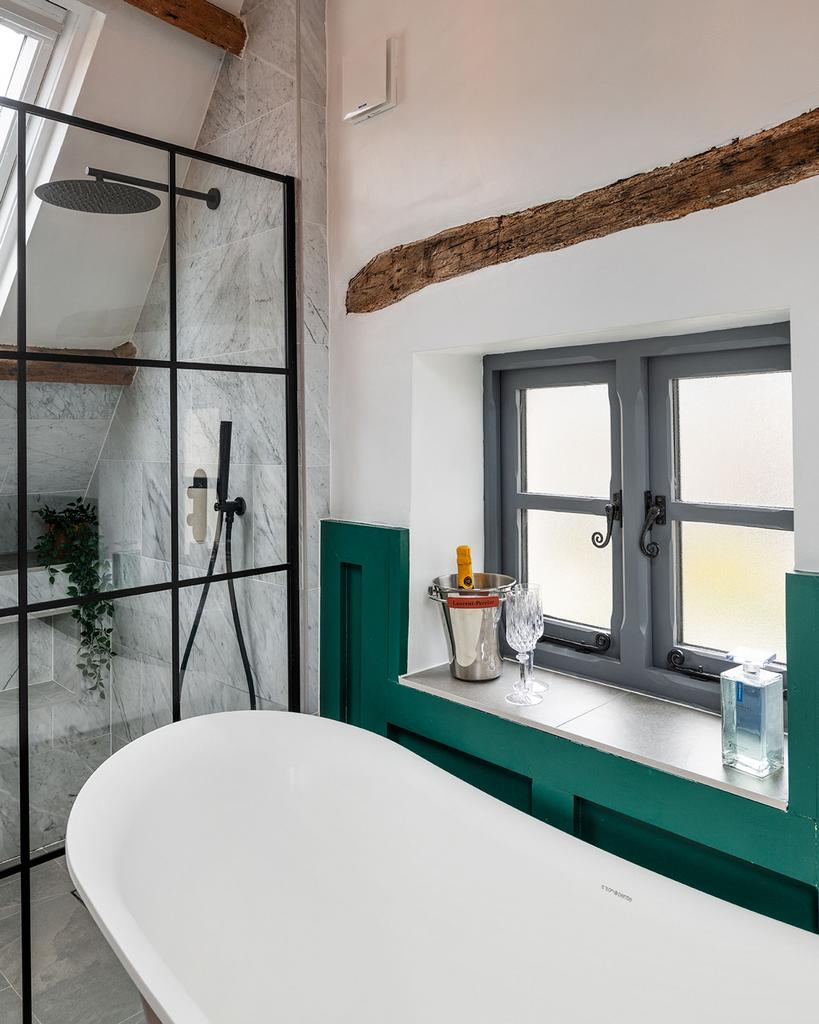 The Apple Loft, Strete, Dartmouth: Bathroom