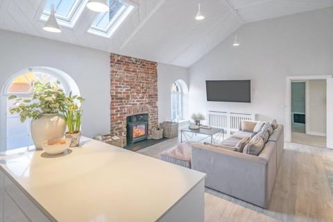 2 bedroom apartment for sale, The Old Chapel, Lower High Street, Wadhurst, East Sussex, TN5