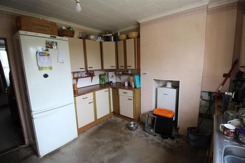 114 Chalet Hill, Bordon, GU35 0DE