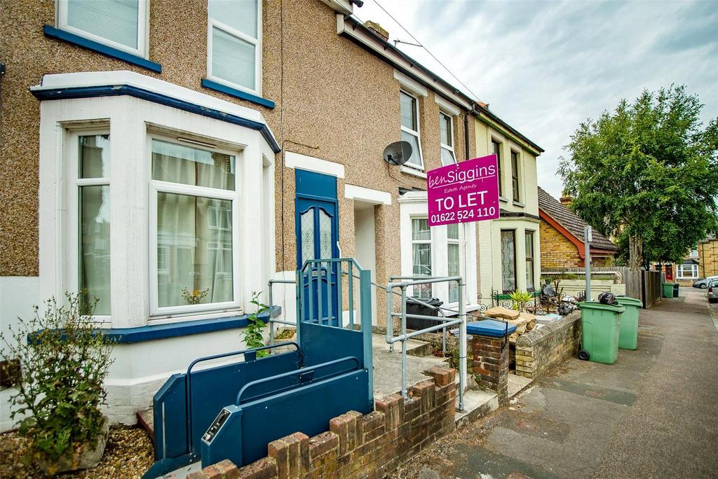 Muir Road, Maidstone, ME15 2 bed terraced house for sale £235,000