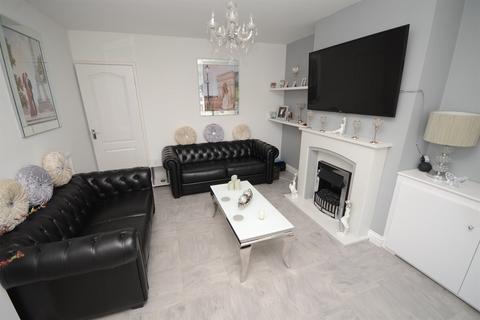 3 bedroom terraced house for sale, Mowbray Road, South Shields
