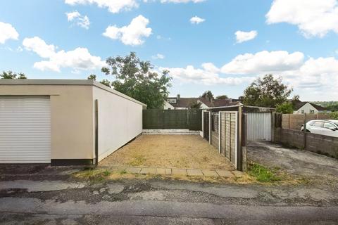 203 Luckwell Road, Bristol, BS3 3HD