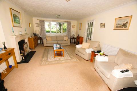 4 bedroom detached house for sale, Spanton Crescent, Hythe, CT21