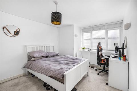 4 bedroom apartment for sale, Broxholm Road, London, SE27