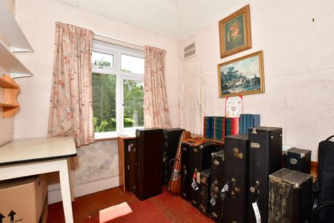 88 Northall Road, Barnehurst, Bexleyheath, DA7 6JE