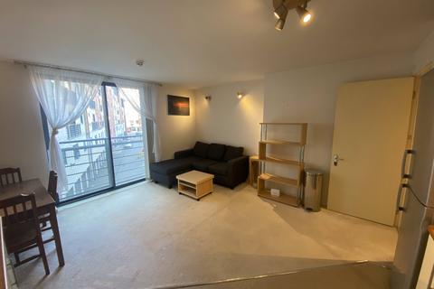 2 bedroom flat to rent, City Point 2, 156 Chapel Street, Salford, M3 6ES