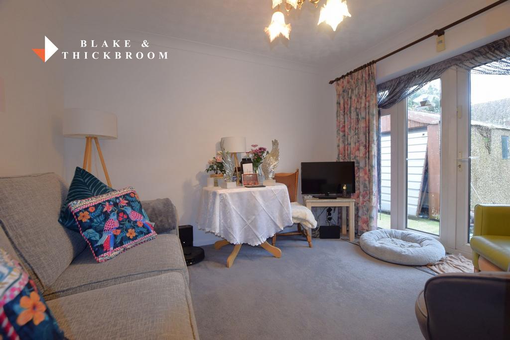 Bedroom two / dining room