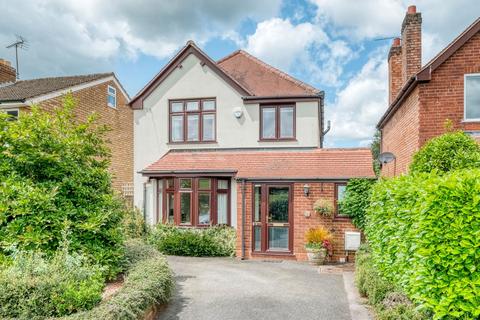 3 bedroom detached house for sale, Lickey Rock, Marlbrook, Bromsgrove, B60 1HF