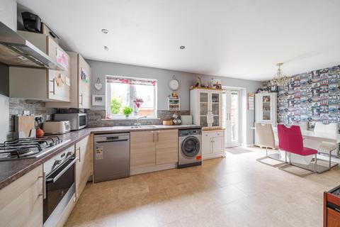 3 bedroom semi-detached house for sale, Ramsey Abbey Close, Cranfield, Bedford