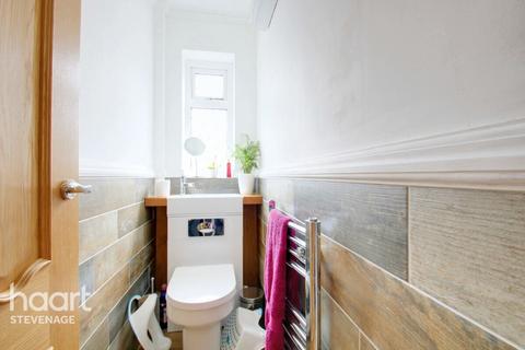 22 Beane Avenue, Stevenage, SG2 7DL