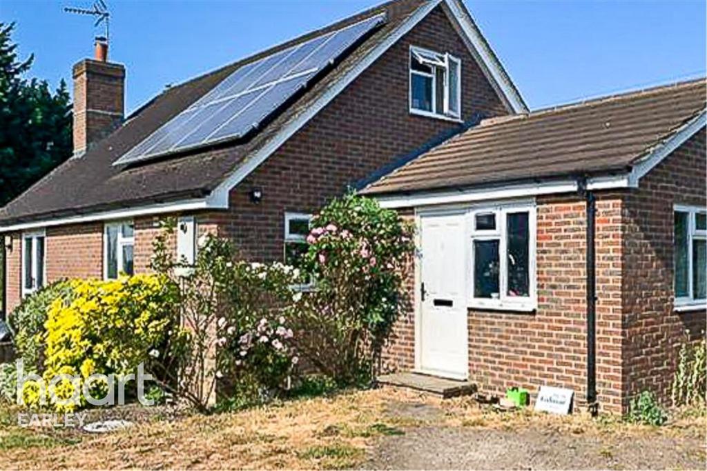 Totters Lane, Hartley Wintney, RG27 8HX 1 bed bungalow £850 pcm (£196 pw)