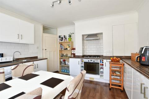 41 Upper Dumpton Park Road, Ramsgate, CT11 7PG
