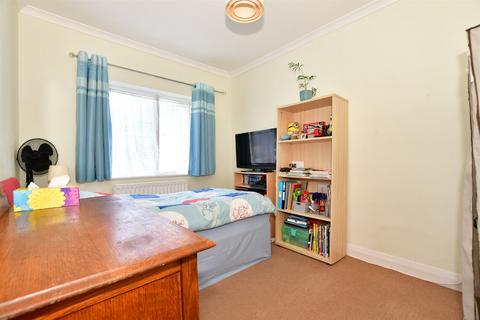 41 Upper Dumpton Park Road, Ramsgate, CT11 7PG