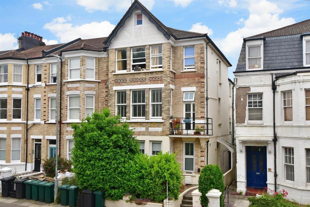 Fonthill Road, Hove, East Sussex 2 bed flat for sale £375,000
