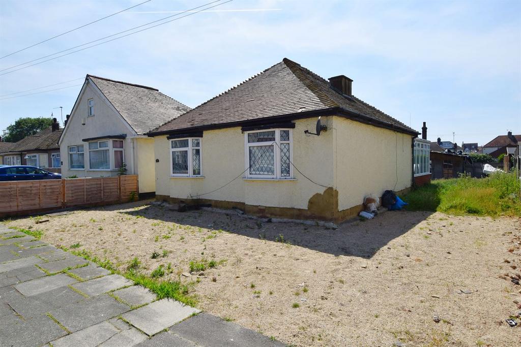 Albany Drive, Herne Bay 2 bed detached bungalow for sale £299,995