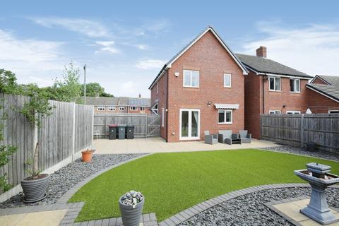 3 bedroom detached house for sale, Croft Road, Atherstone