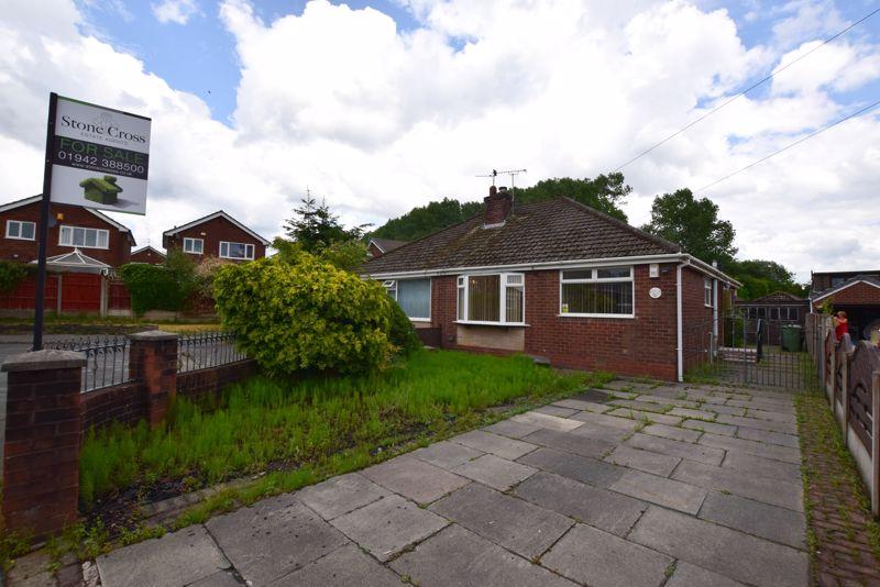 Avondale Drive, Astley M29 7ES 2 bed semidetached house for sale £