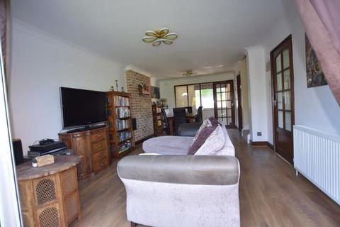 3 bedroom house for sale, Ullswater Crescent, Nottingham