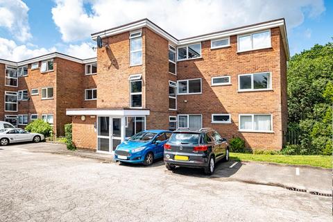 2 bedroom flat for sale, Lichfield Road, Four Oaks, Sutton Coldfield, B74