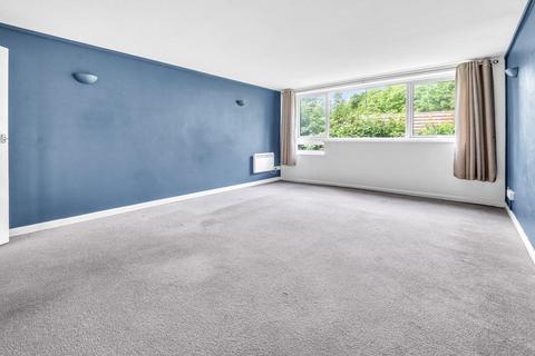 2 bedroom flat for sale, Lichfield Road, Four Oaks, Sutton Coldfield, B74