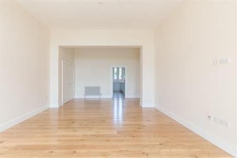 undefined, Courtstairs Manor