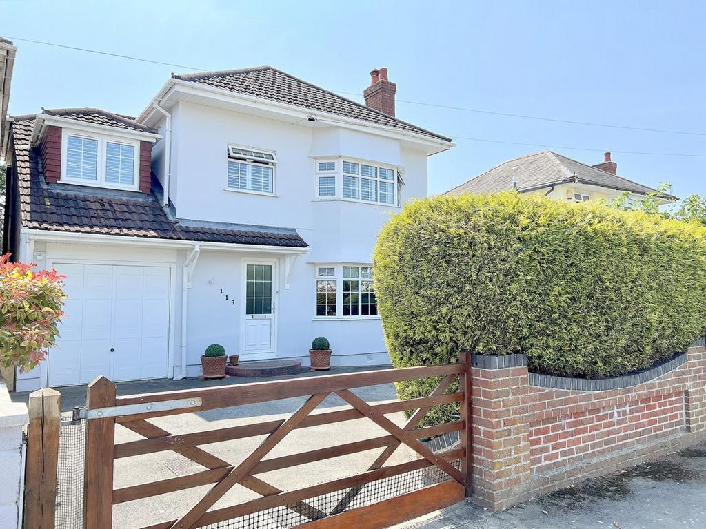 Mossley Avenue, Poole, BH12 4 bed detached house for sale £525,000