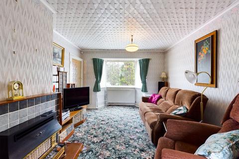 2 Warbank Close, New Addington, Croydon, CR0 0AX