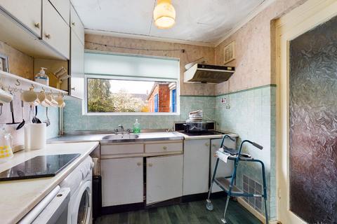 2 Warbank Close, New Addington, Croydon, CR0 0AX