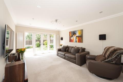 6 The Laurels, Banstead, SM7 2HG
