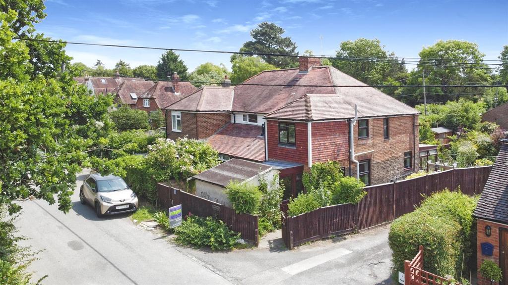 Ewhurst Lane, Northiam 3 bed semidetached house for sale £380,000