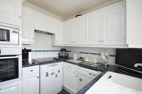 17 Moreton Close, Bristol, BS14 9QN