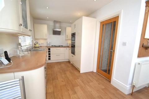 16 Heathway, Dagenham, RM10 9PP